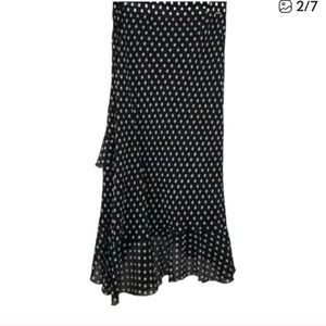 Vintage Lauren Ralph Lauren Black
Polka-dot Silk Ruffle Skirt